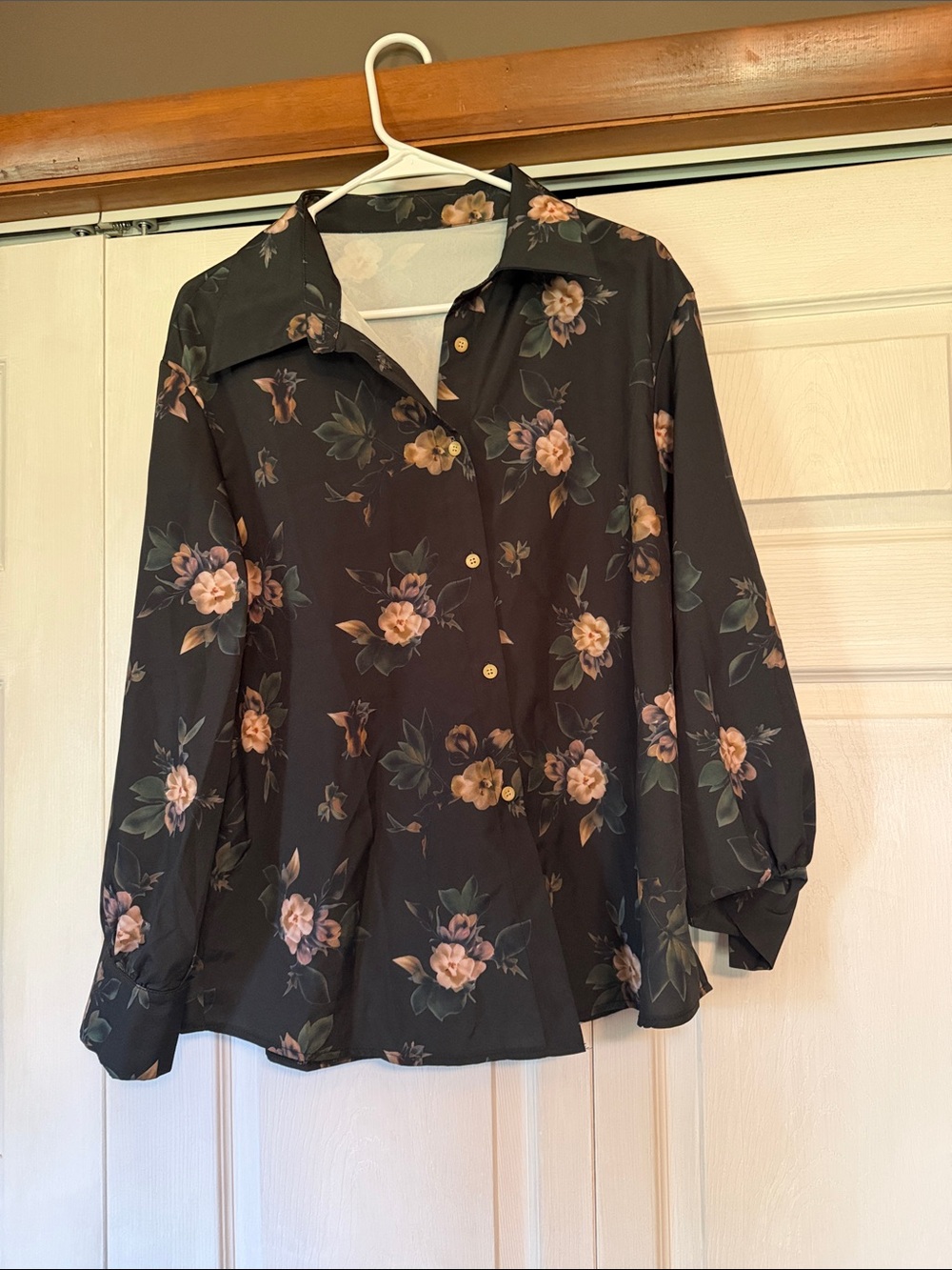 SHEIN Black Floral Button-Up Blouse with Peach Flowers
